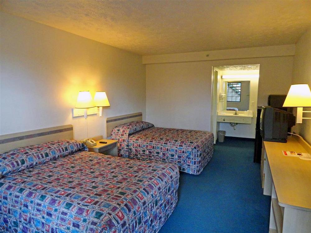 Days Inn By Wyndham Indianapolis South Bilik gambar
